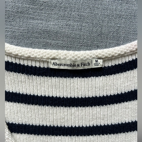 Abercrombie & Fitch Sleeveless Knit Striped Top - Picture 5 of 6
